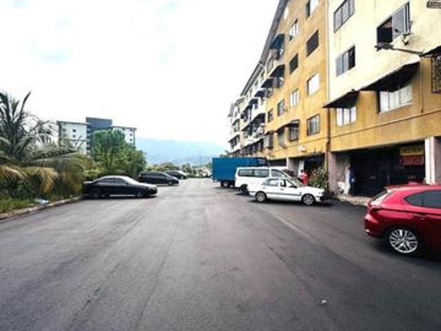 Flat for sale in Selayang, Selangor