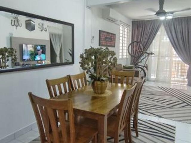Condominium for sale in Petaling, Alam Impian