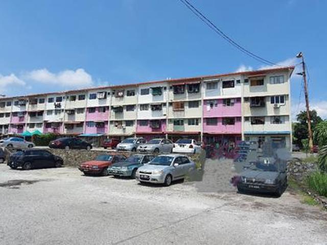 Apartment for sale in Kajang, Langat