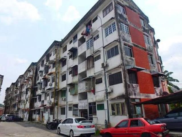 Flat for sale in Kajang, Langat