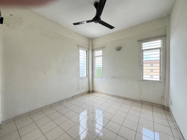 Apartment for sale in Petaling, Alam Impian