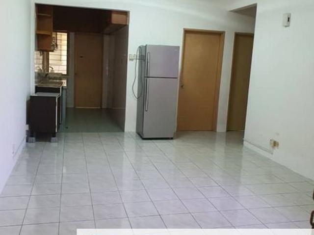 Flat for rent in Seksyen 31, Shah Alam