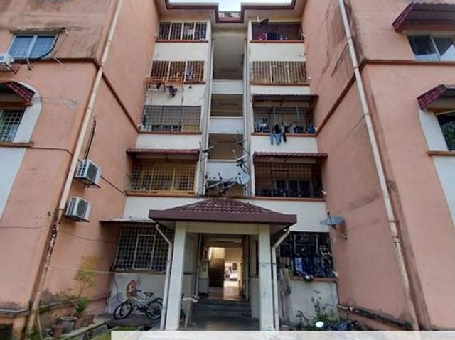 Flat for sale in Alam Impian, Selangor