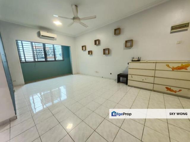 Condominium for sale in Petaling, Subang Jaya