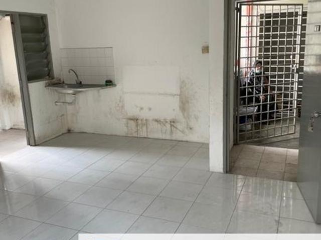 Flat for sale in Petaling, Damansara Damai