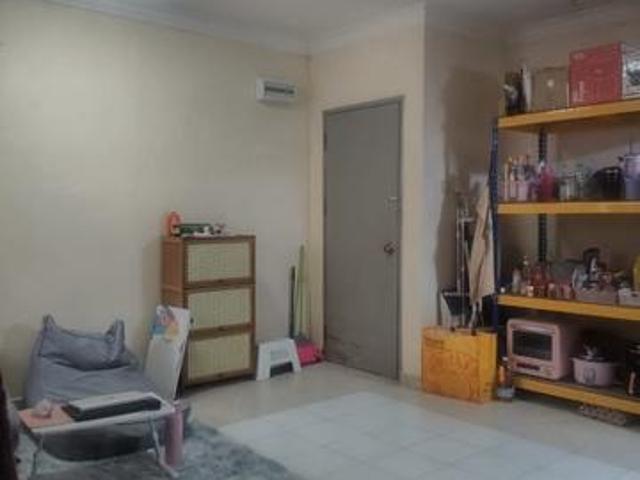 Apartment for sale in Petaling, Damansara Damai