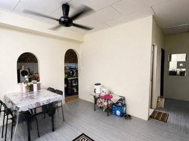 Apartment for sale in Petaling, Damansara Damai
