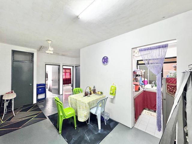 Flat for sale in Petaling, Subang Jaya