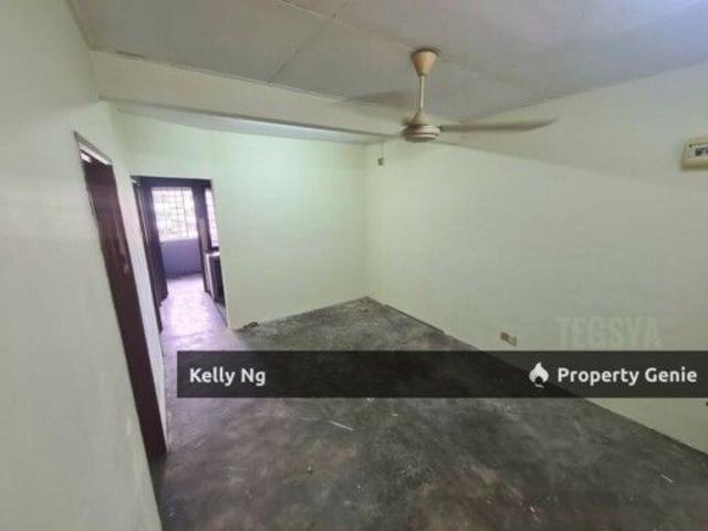 House for rent in Petaling, Alam Impian