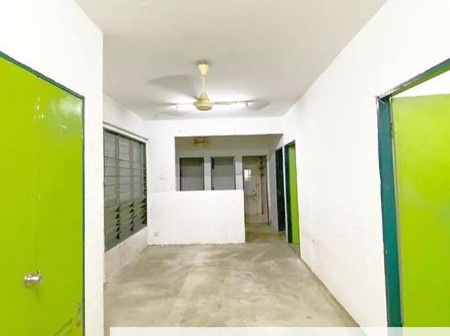 Flat for rent in Petaling, Subang Jaya