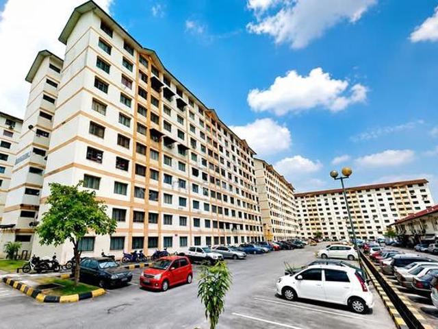 Apartment for sale in Petaling, Subang Jaya