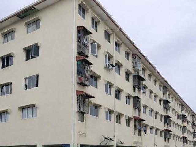 Flat for sale in Petaling, Alam Impian