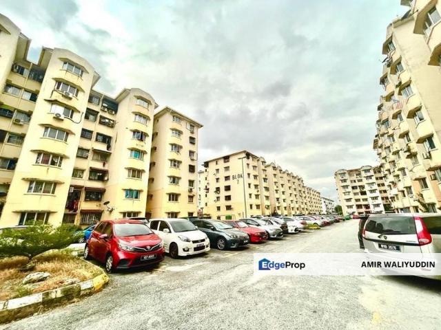 Condominium for sale in Petaling, Alam Impian