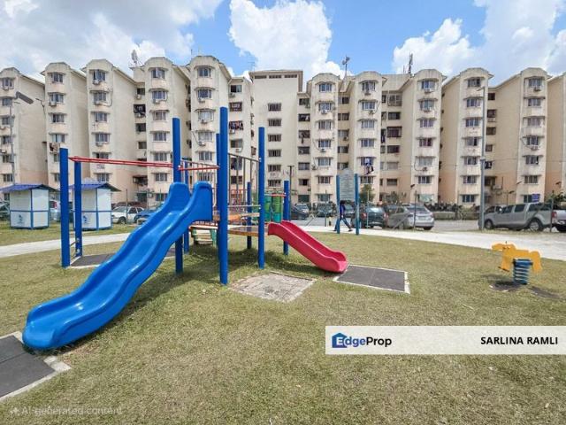 Condominium for sale in Petaling, Alam Impian
