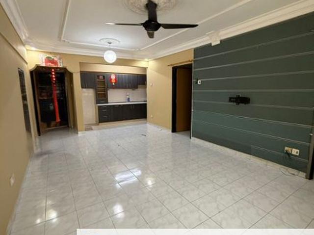 Flat for rent in Petaling, Alam Impian