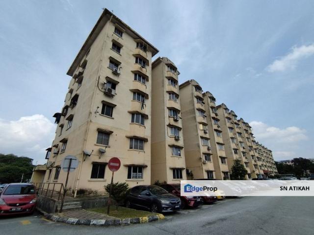 Condominium for sale in Petaling, Alam Impian