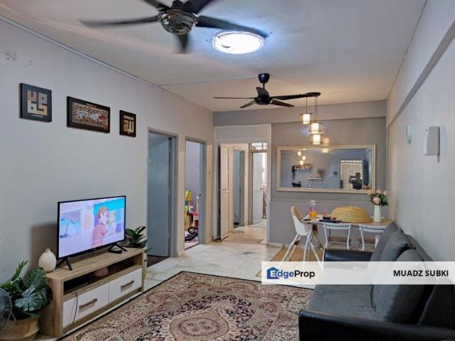 Flat for sale in Petaling, Subang Jaya