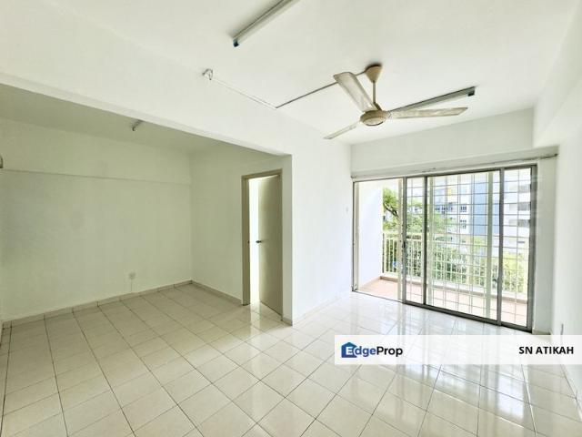 Condominium for sale in Petaling, Alam Impian