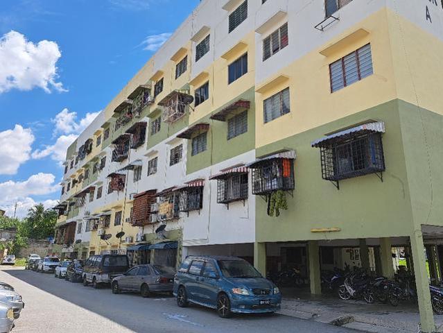 Flat for sale in Kajang, Langat