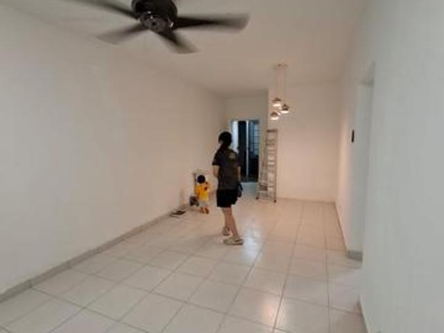 Apartment for sale in Petaling, Subang Jaya