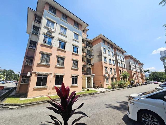 Apartment for sale in Petaling, Subang Jaya