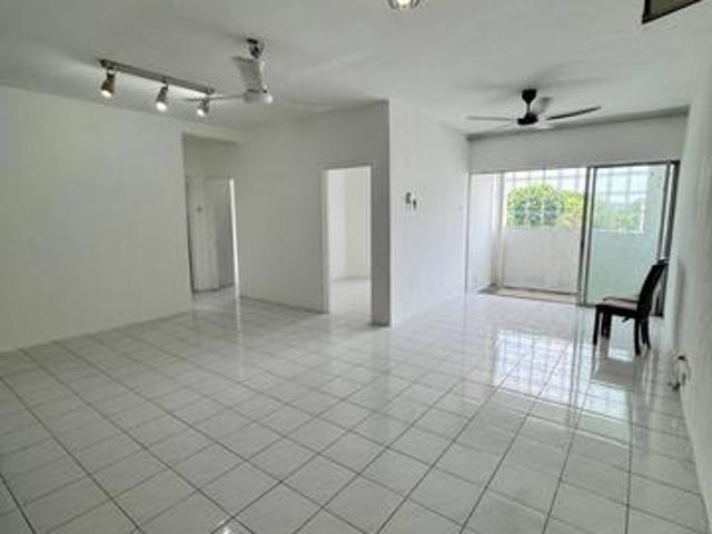 Apartment for sale in Kajang, Langat