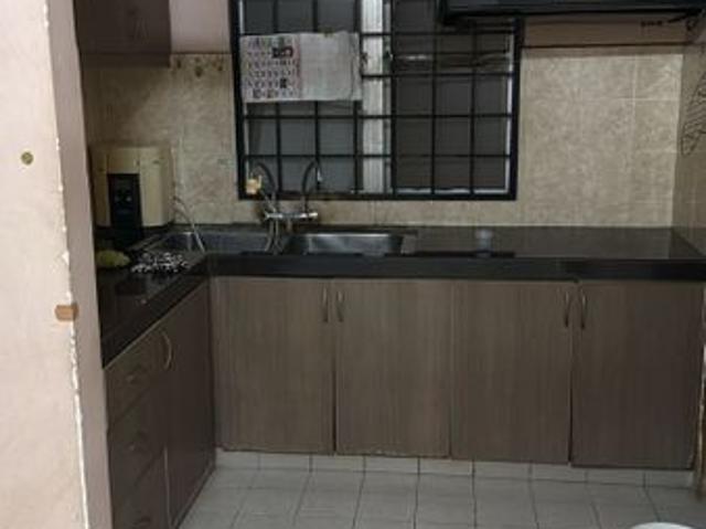 Flat for sale in Petaling, Damansara Damai