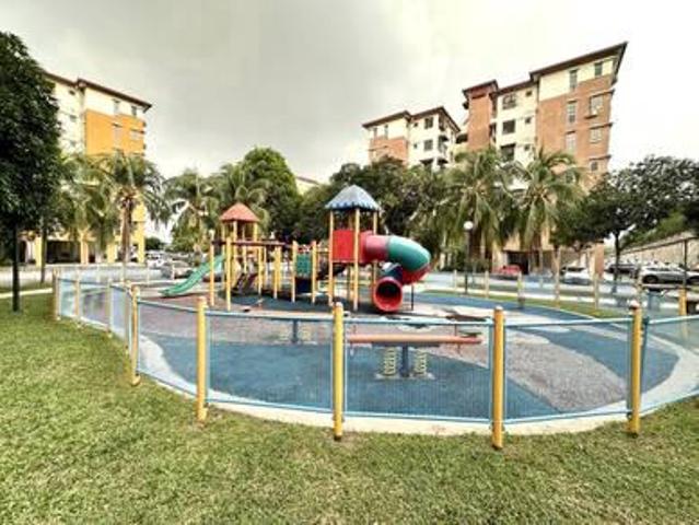 Apartment for sale in Petaling, Damansara Damai