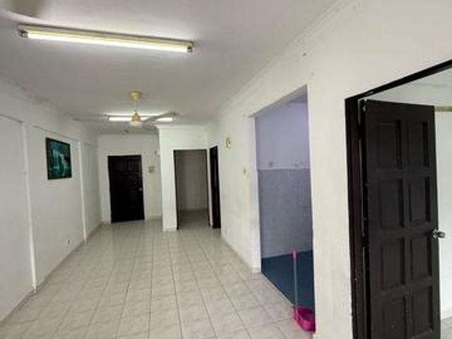 Flat for sale in Kajang, Langat