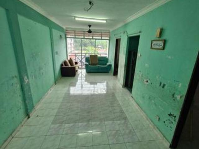 Flat for sale in Kajang, Langat