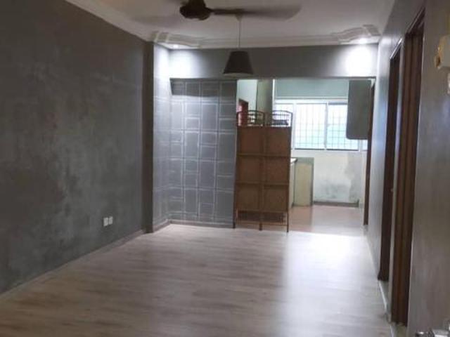 Apartment for sale in Langat, Selangor