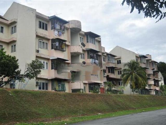Apartment for sale in Kajang, Langat