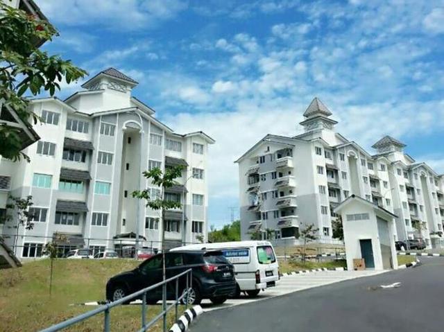 Apartment for sale in Sendayan Village, Negeri Sembilan