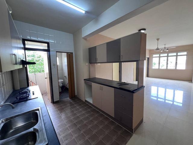 Apartment for sale in Kajang, Langat