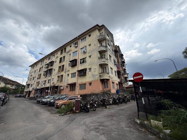Apartment for sale in Kajang, Langat