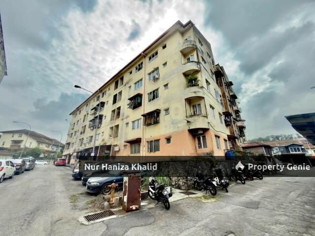 Apartment for sale in Kajang, Langat