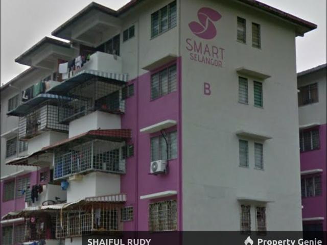 Flat for sale in Kajang, Langat