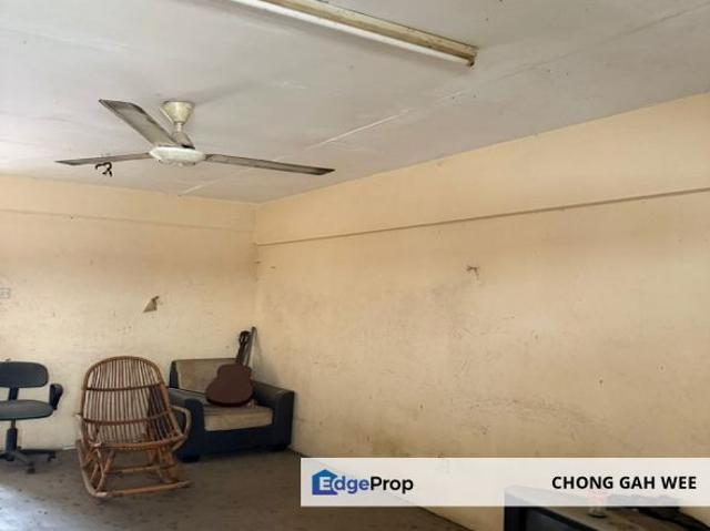 Flat for sale in Kajang, Langat