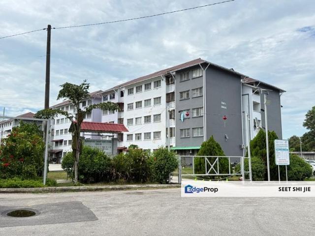 Condominium for rent in Malaka