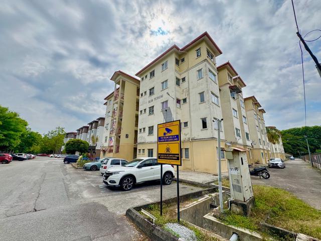 Apartment for sale in Malaka