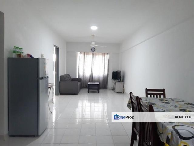 Flat for sale in Pangsapuri Teratai, Majlis Perbandaran Kajang