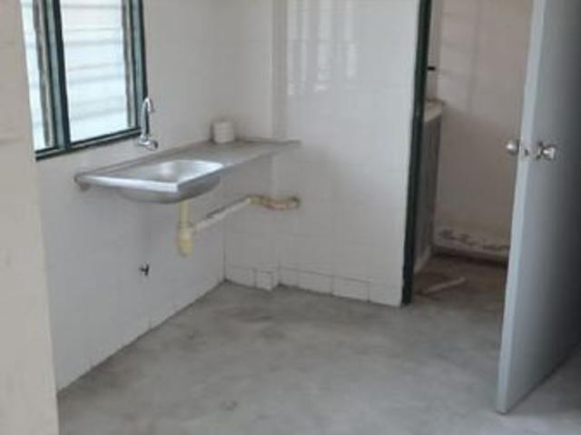 Flat for sale in Petaling, Alam Impian