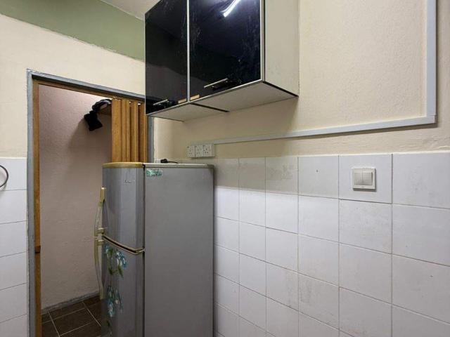 Room for rent in Petaling, Alam Impian