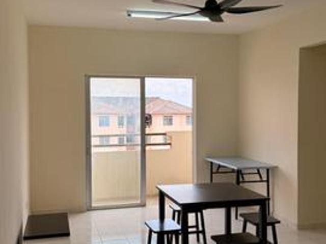 Condominium for rent in Langat, Selangor