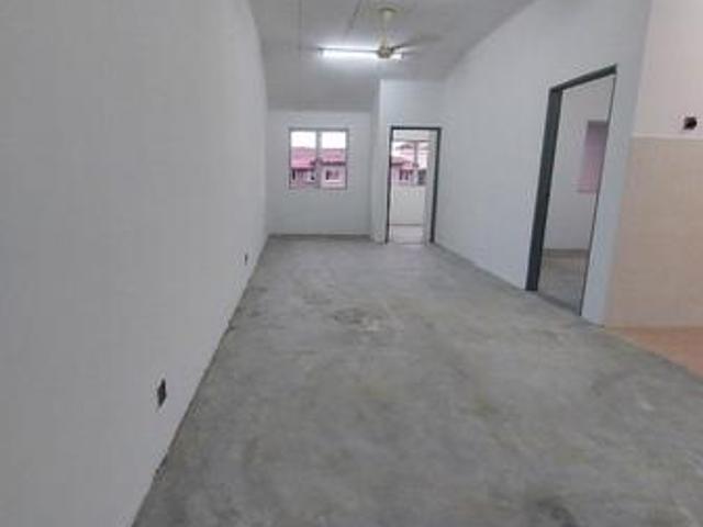 Apartment for sale in Malaka