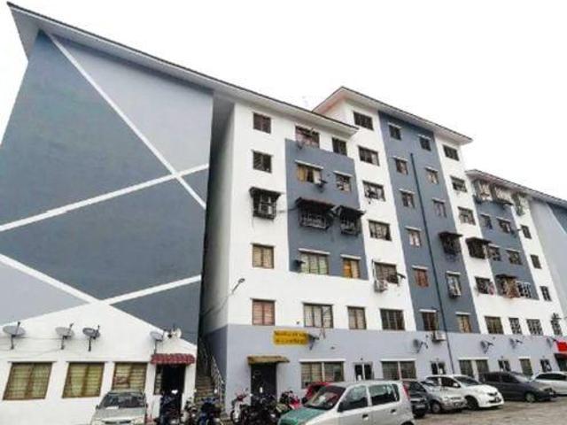 Flat for sale in Selayang, Selangor