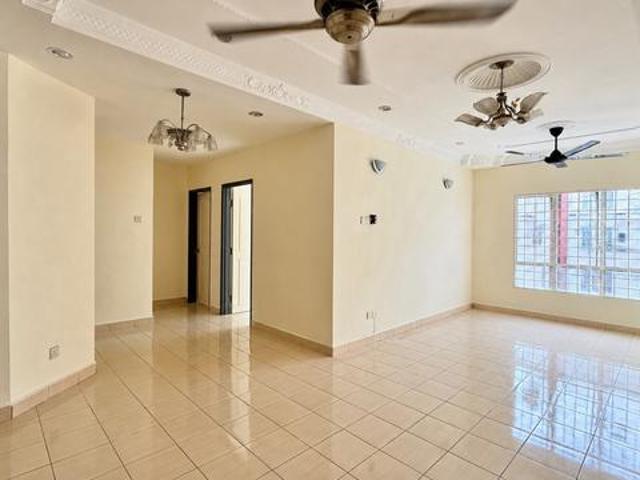 Apartment for sale in Petaling, Alam Impian