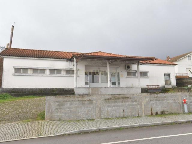 Loja venda em Argeriz, Vila Real
