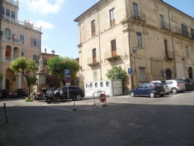 Locale Commerciale in affitto a Villa Andreoli, Lanciano
