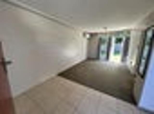 Apartment for rent in Panmure, Oroua County